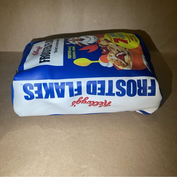 Kellogg’s frosted flakes bag - Picture 2 of 9